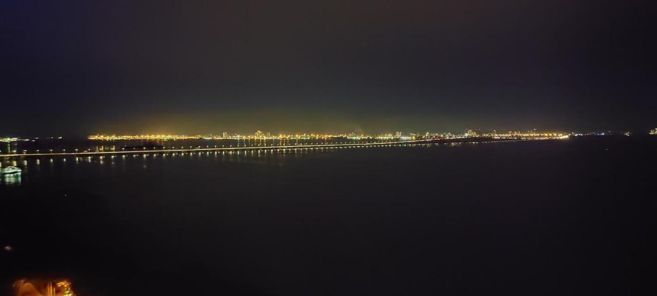 Infinite Seaview With Penang Bridge Suite With Sunrise Up To 11 Person บายันเลอปาส ภายนอก รูปภาพ