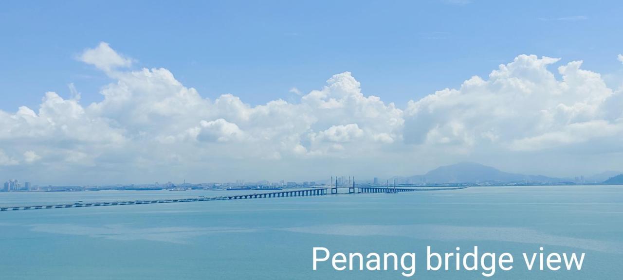 Infinite Seaview With Penang Bridge Suite With Sunrise Up To 11 Person บายันเลอปาส ภายนอก รูปภาพ