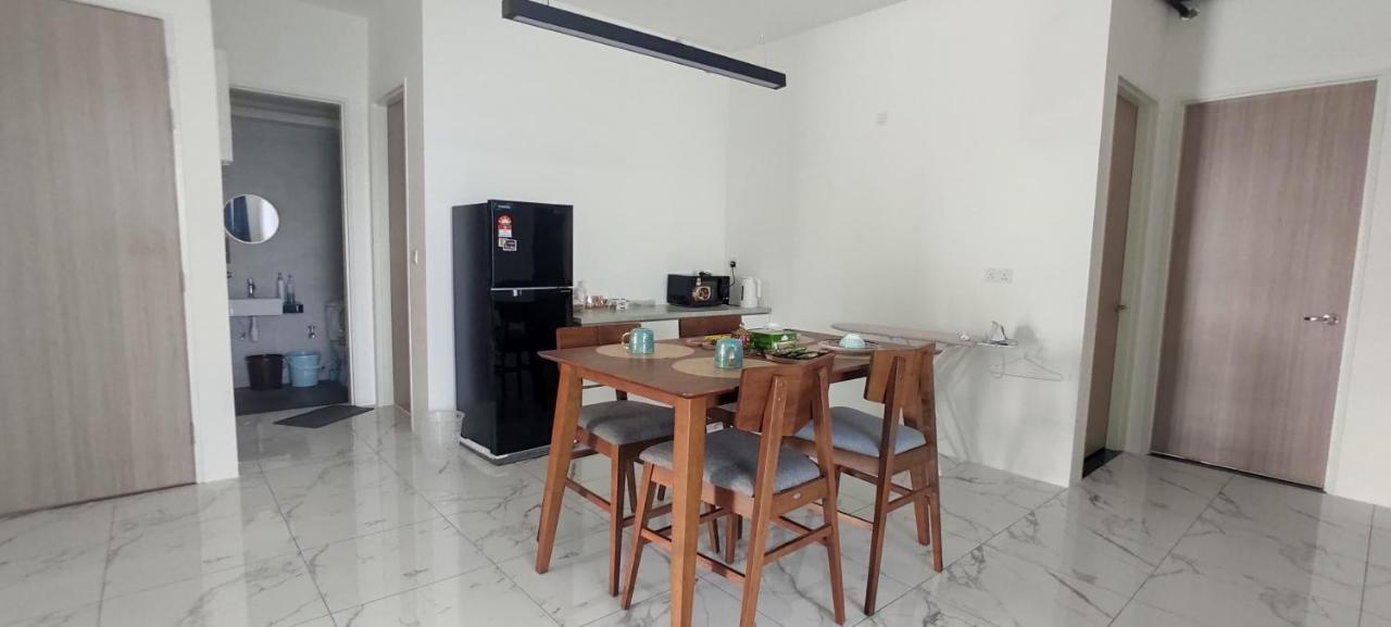 Infinite Seaview With Penang Bridge Suite With Sunrise Up To 11 Person บายันเลอปาส ภายนอก รูปภาพ
