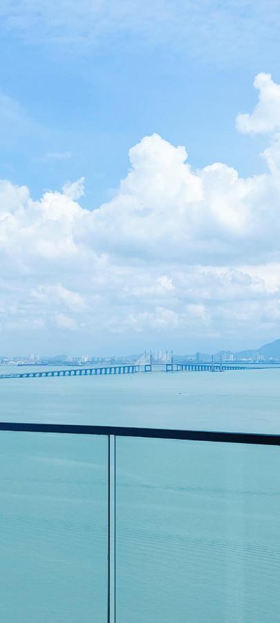 Infinite Seaview With Penang Bridge Suite With Sunrise Up To 11 Person บายันเลอปาส ภายนอก รูปภาพ
