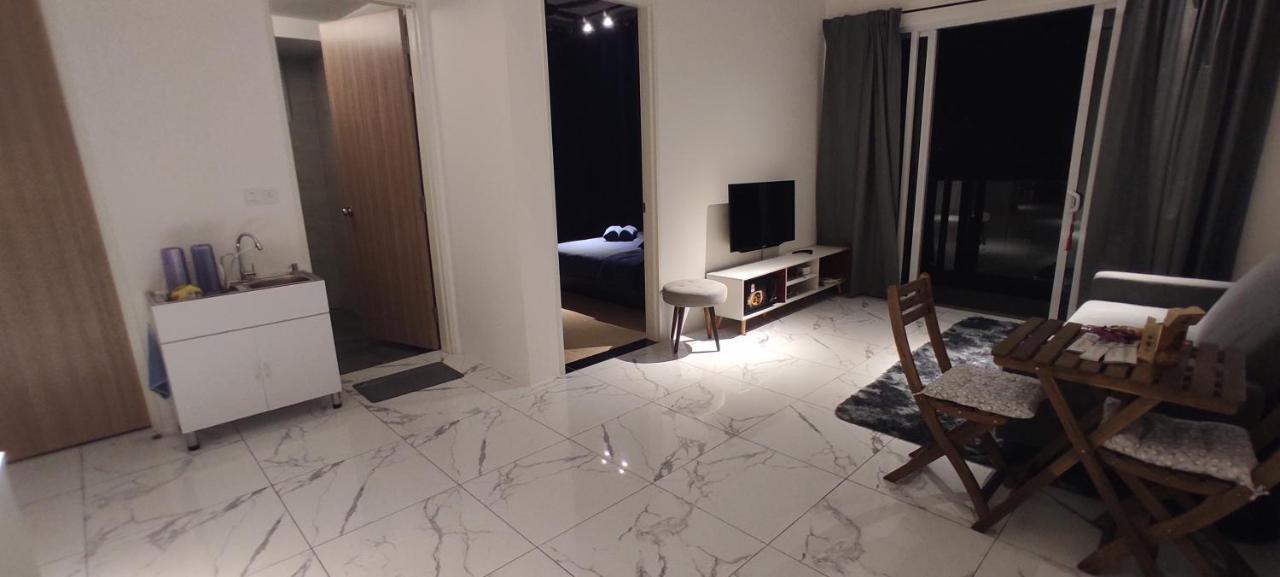 Infinite Seaview With Penang Bridge Suite With Sunrise Up To 11 Person บายันเลอปาส ภายนอก รูปภาพ