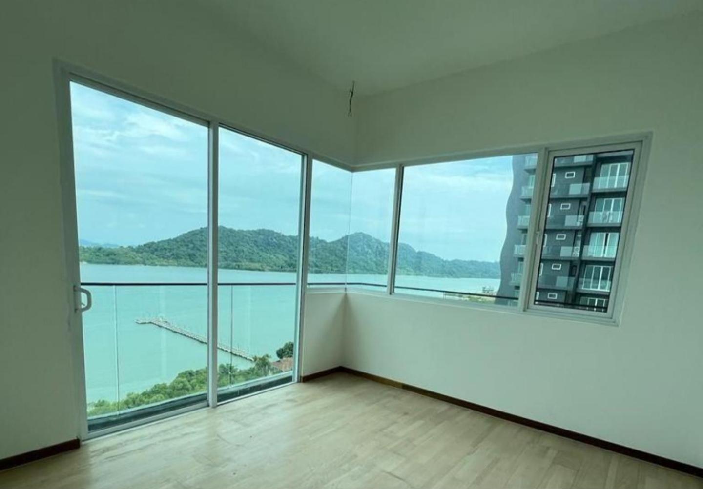 Infinite Seaview With Penang Bridge Suite With Sunrise Up To 11 Person บายันเลอปาส ห้อง รูปภาพ